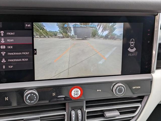 2025 Porsche Macan Macan