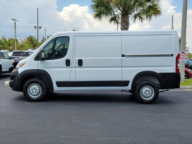 2026 Ram ProMaster Cargo Van Tradesman Low Roof 136 WB w/Pass Seat