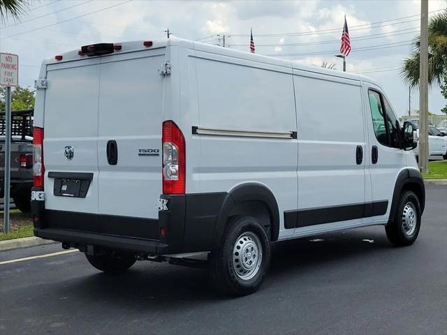 2026 Ram ProMaster Cargo Van Tradesman Low Roof 136 WB w/Pass Seat