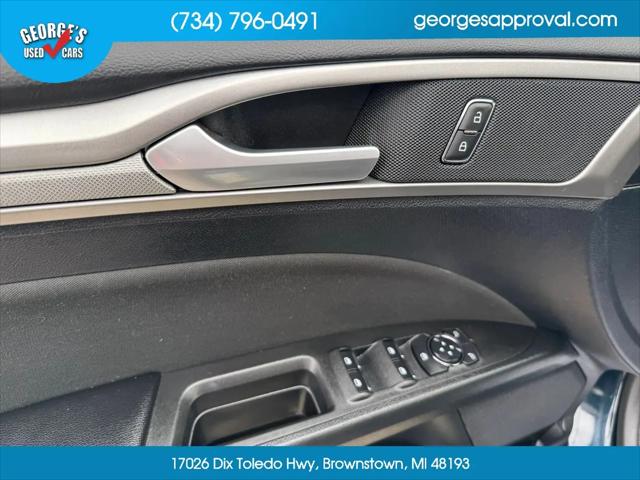 2020 Ford Fusion SE