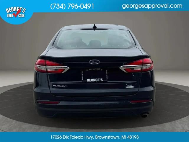 2020 Ford Fusion SE