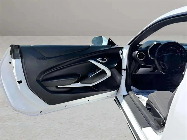2021 Chevrolet Camaro RWD Coupe LT1