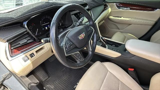 2019 Cadillac XT5 Premium Luxury