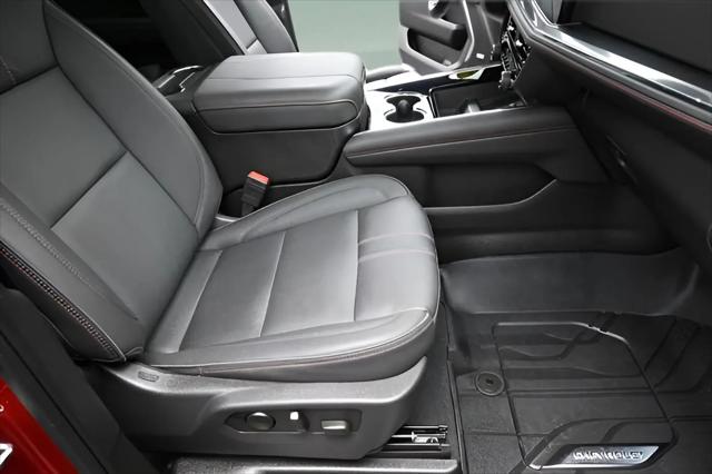 2025 Chevrolet Tahoe 4WD RST