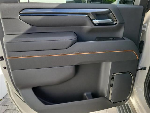 2026 GMC Sierra 2500HD Crew Cab, Standard Bed, AT4, 4WD