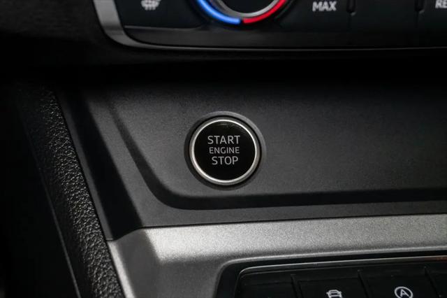 2024 Audi Q3 Premium 40 TFSI quattro Tiptronic