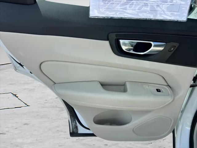 2020 Volvo XC60 T5 Momentum
