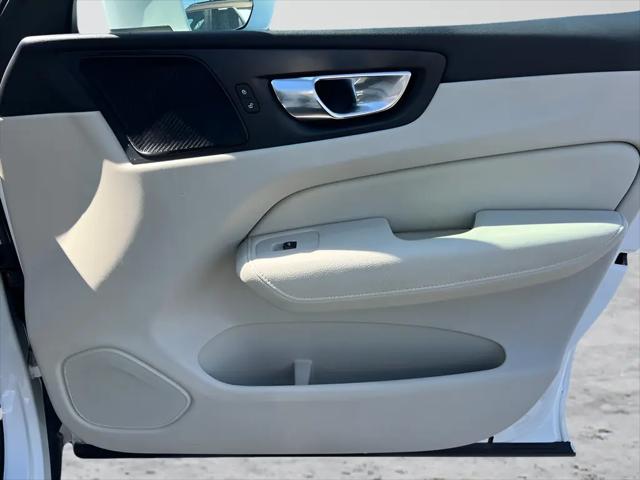 2020 Volvo XC60 T5 Momentum