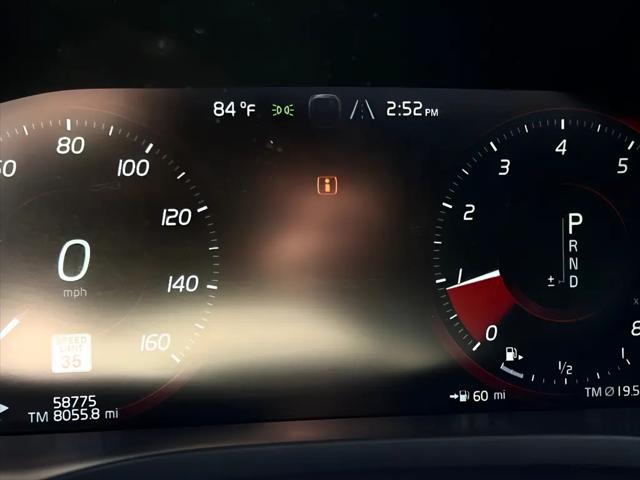 2020 Volvo XC60 T5 Momentum