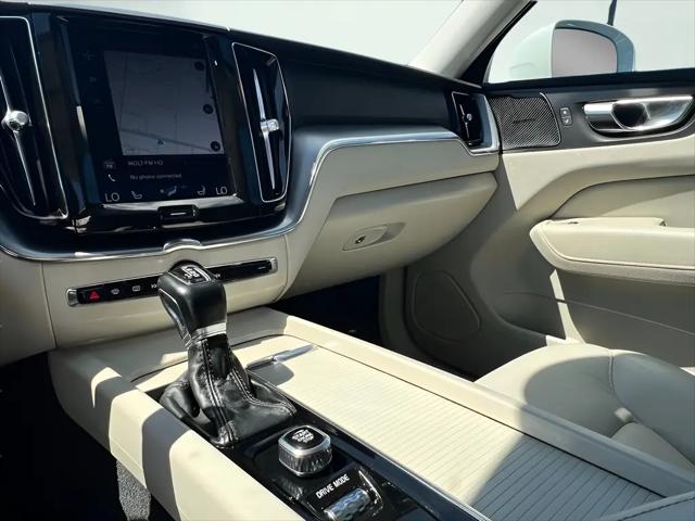 2020 Volvo XC60 T5 Momentum