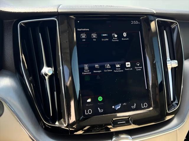 2020 Volvo XC60 T5 Momentum