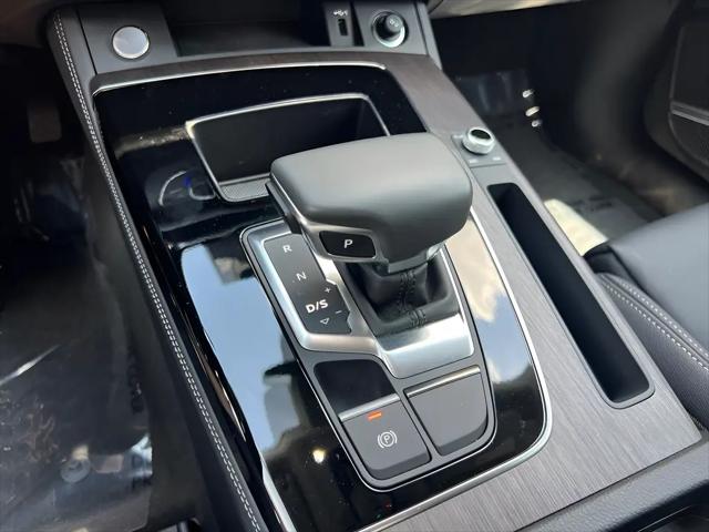 2025 Audi Q5 Premium Plus 45 TFSI S line quattro S tronic