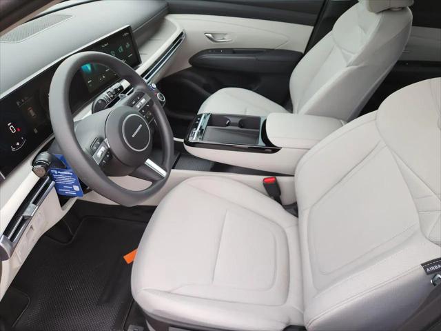 2026 Hyundai Tucson Hybrid Blue SE