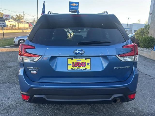 2023 Subaru Forester Premium
