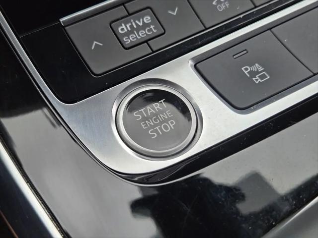 2023 Audi Q8 Premium 55 TFSI quattro Tiptronic