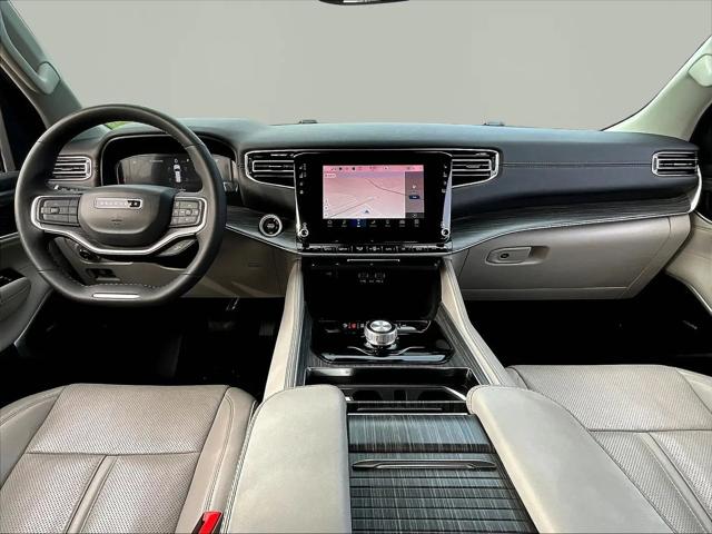 2024 Jeep Wagoneer Series II 4x2