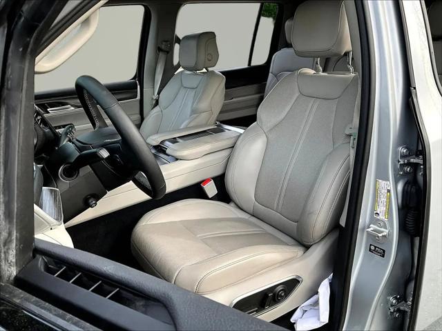 2024 Jeep Wagoneer Series II 4x2