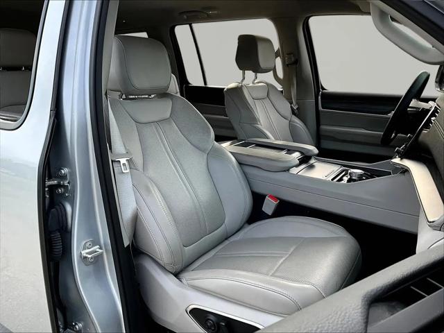 2024 Jeep Wagoneer Series II 4x2