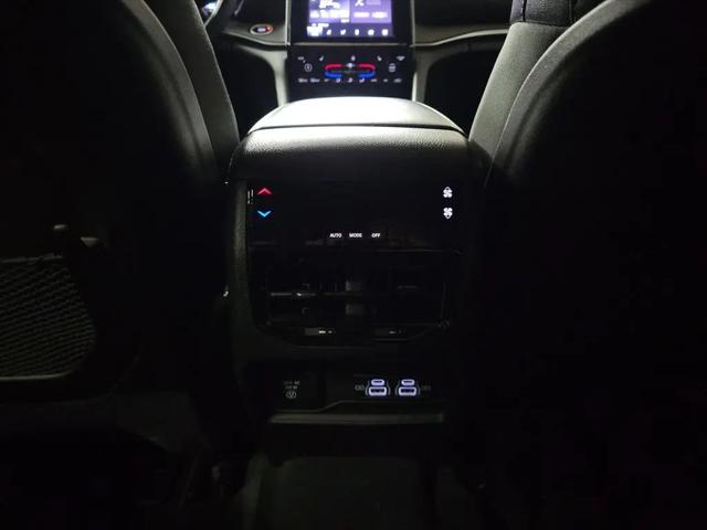 2024 Jeep Grand Cherokee L Altitude X 4x4