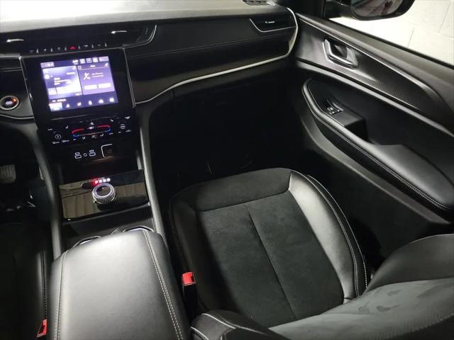 2024 Jeep Grand Cherokee L Altitude X 4x4
