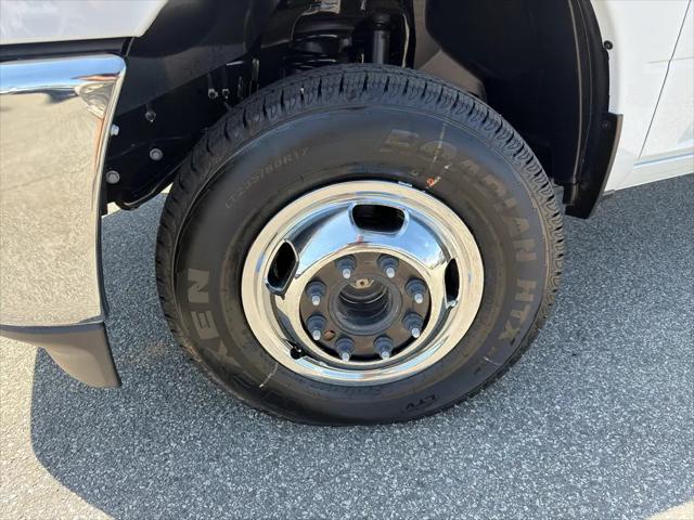 2026 Ram 3500 Tradesman/Big Horn