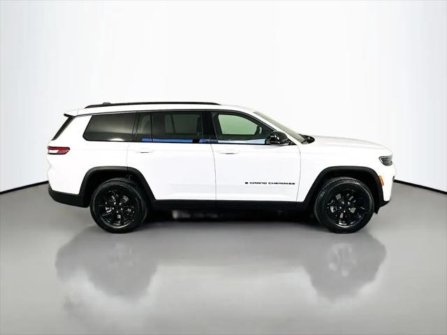 2026 Jeep Grand Cherokee L Altitude 4x4