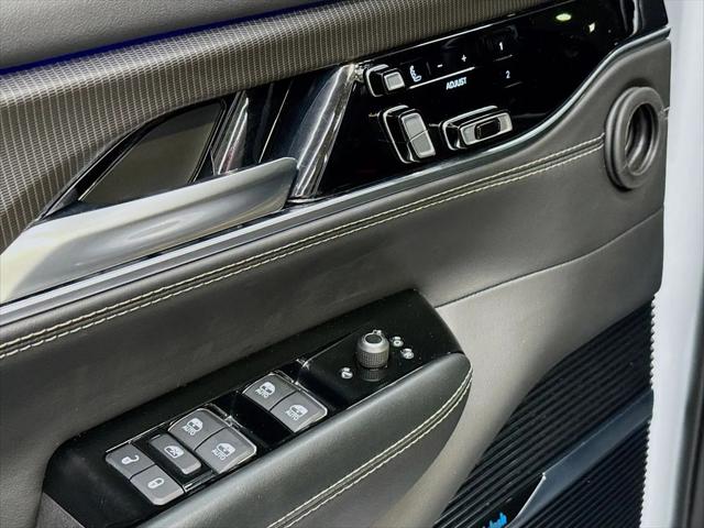 2024 Jeep Grand Wagoneer L Series II 4x4
