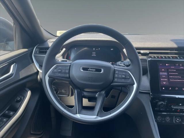 2026 Jeep Grand Cherokee L Laredo 4x4