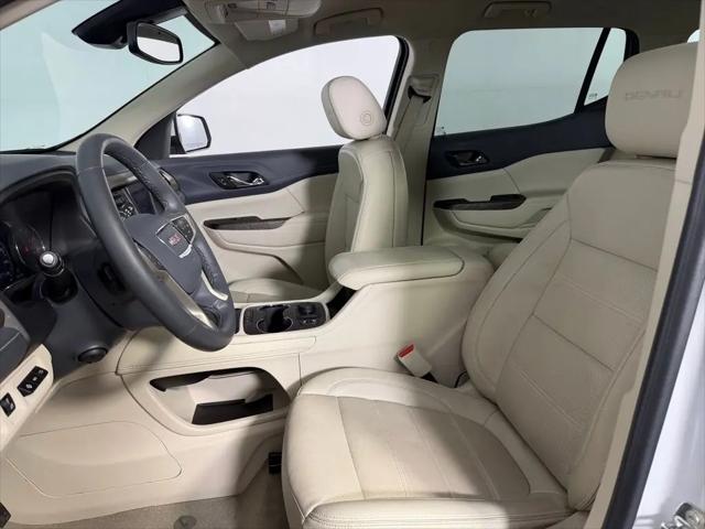 2023 GMC Acadia AWD Denali