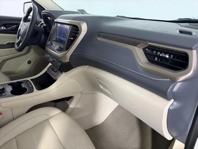 2023 GMC Acadia AWD Denali