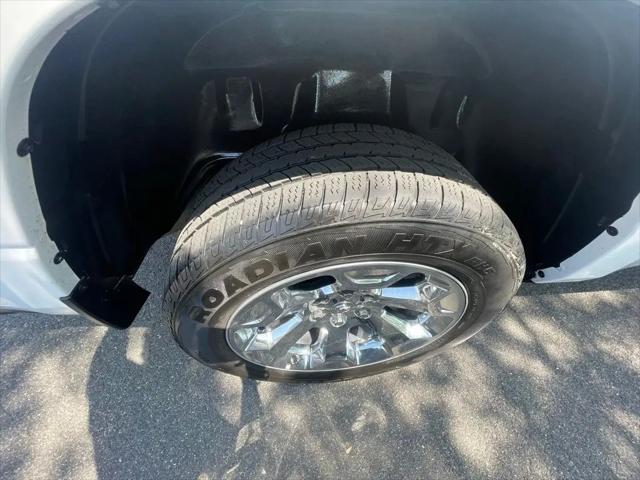 2022 Ram 1500 Big Horn Crew Cab 4x4 57 Box