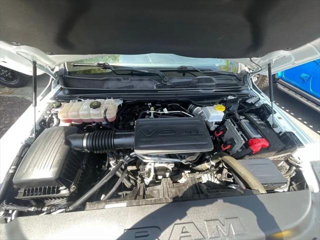 2022 Ram 1500 Big Horn Crew Cab 4x4 57 Box