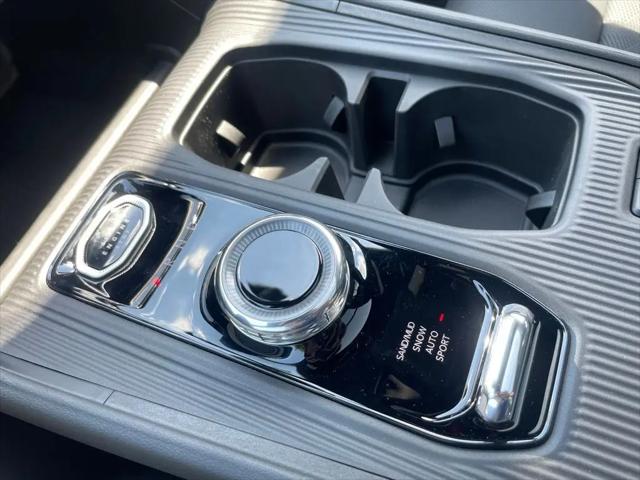 2026 Jeep Cherokee Overland 4x4