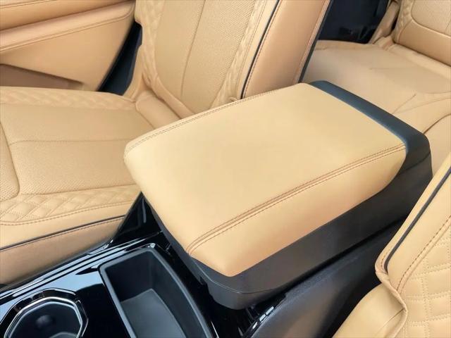 2026 Jeep Grand Cherokee L Summit 4x4