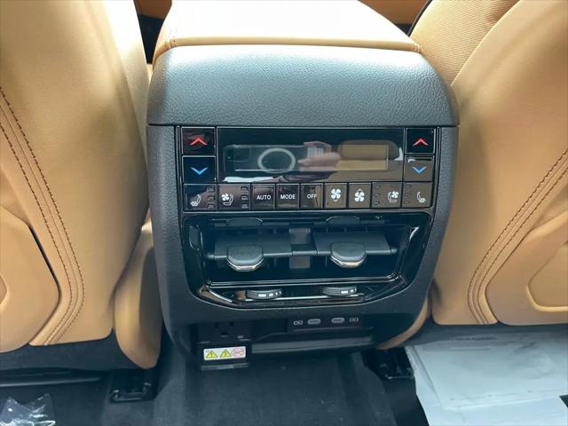 2026 Jeep Grand Cherokee L Summit 4x4