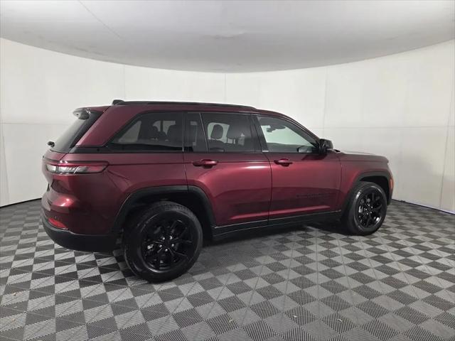 2025 Jeep Grand Cherokee Altitude 4x4