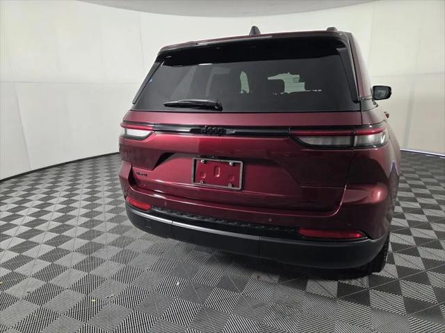 2025 Jeep Grand Cherokee Altitude 4x4