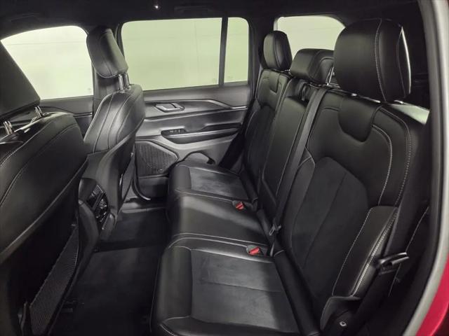 2025 Jeep Grand Cherokee Altitude 4x4