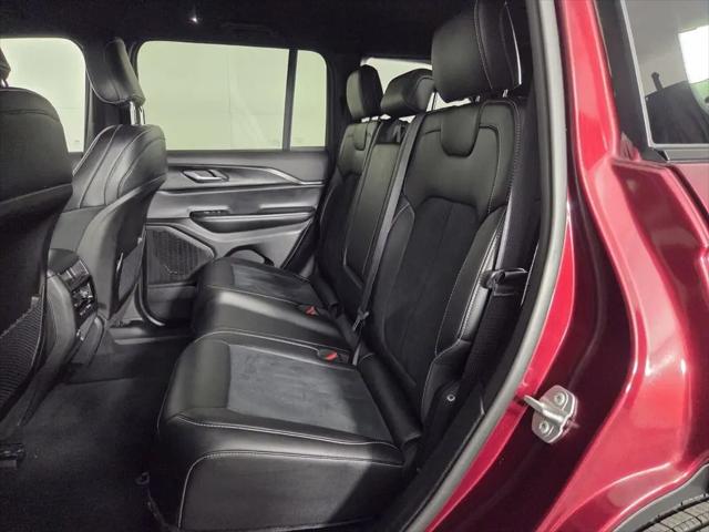 2025 Jeep Grand Cherokee Altitude 4x4