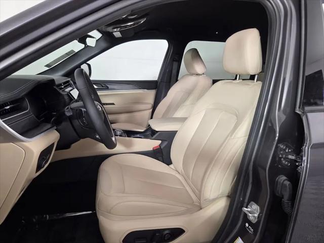 2025 Jeep Grand Cherokee L Limited 4x4