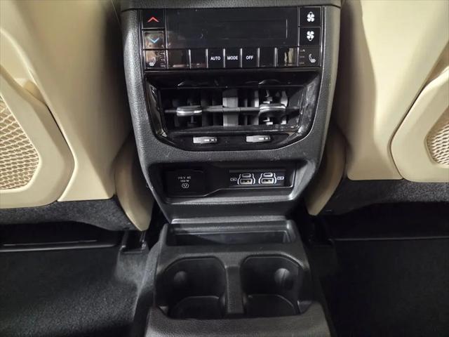 2025 Jeep Grand Cherokee L Limited 4x4