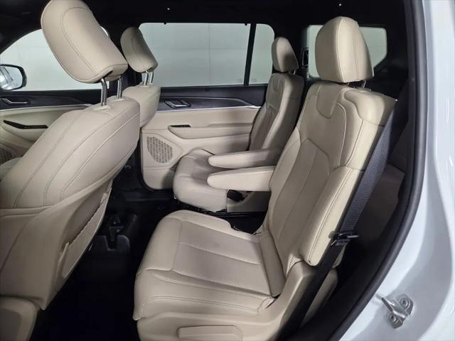 2025 Jeep Grand Cherokee L Limited 4x4