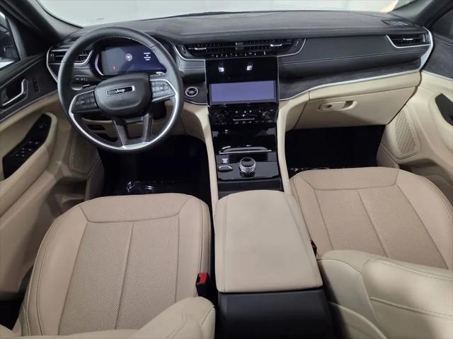 2025 Jeep Grand Cherokee L Limited 4x4