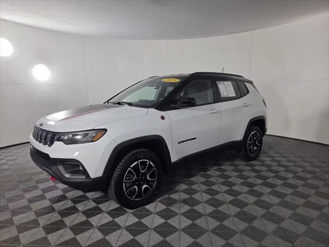 2025 Jeep Compass Trailhawk 4x4
