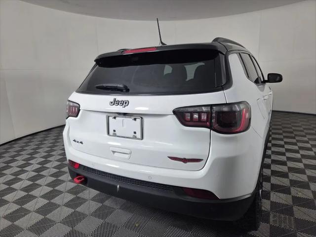 2025 Jeep Compass Trailhawk 4x4