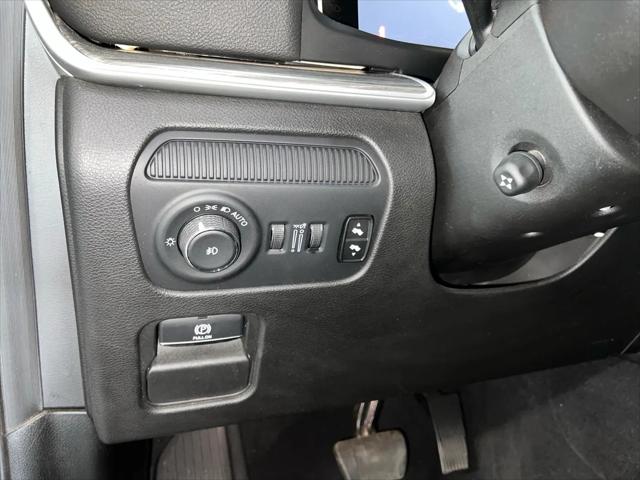 2024 Jeep Wagoneer Series II 4x2