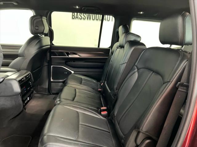 2024 Jeep Wagoneer Series II 4x2