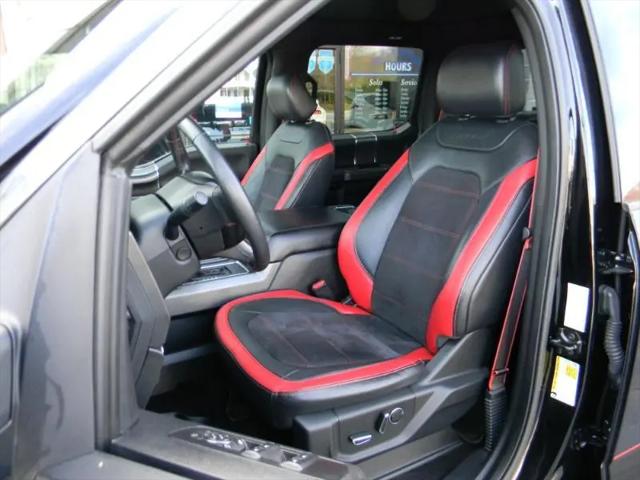 2017 Ford F-150 CREW CAB LARIAT 4WD 3.5L ECOBOOST POWERED TRUCK