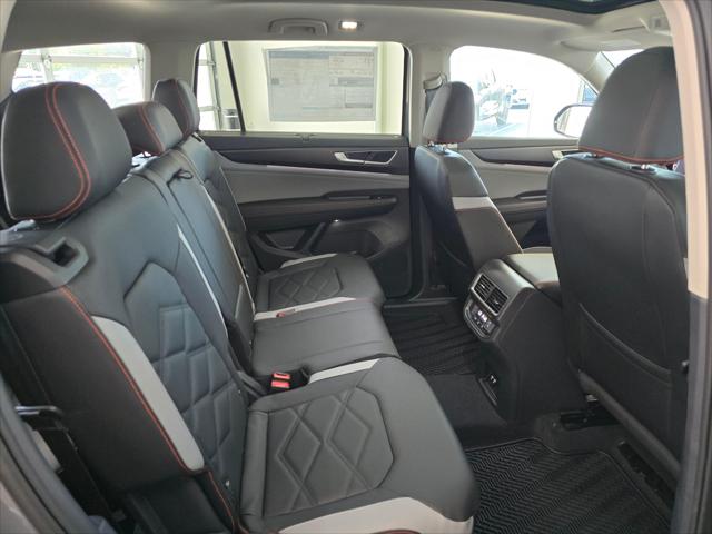 2026 Volkswagen Atlas Peak Edition