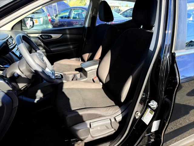 2017 Nissan Rogue Sport S